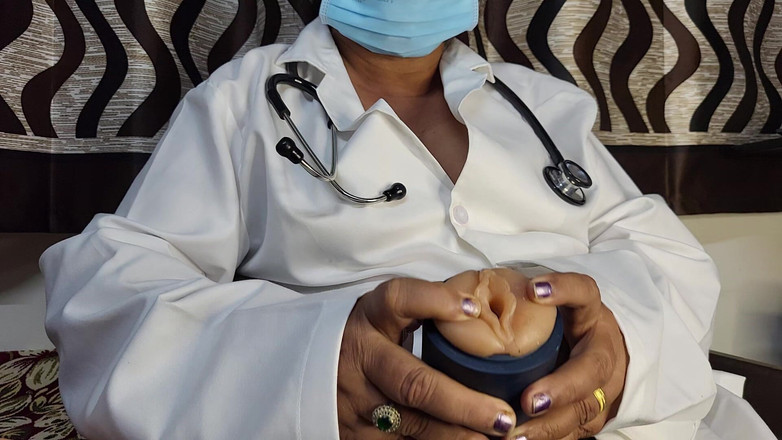 TABOOBREAKERS: डॉ चुदकड़ देवी एमएस प्रशंसकों को सलाह