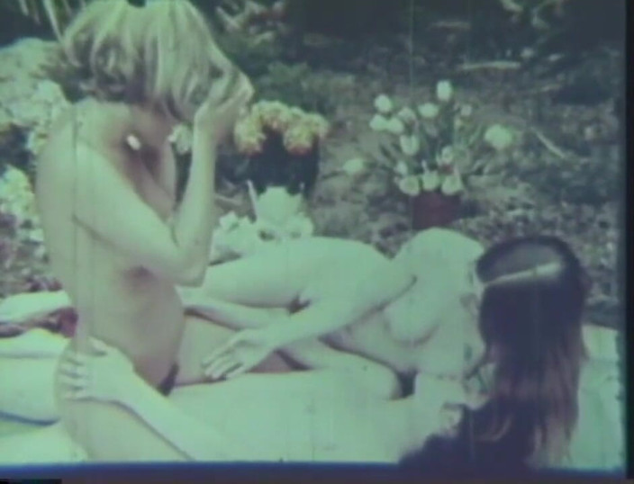 Vintage Usa: Sexo vintage quente ao ar livre à beira da piscina!