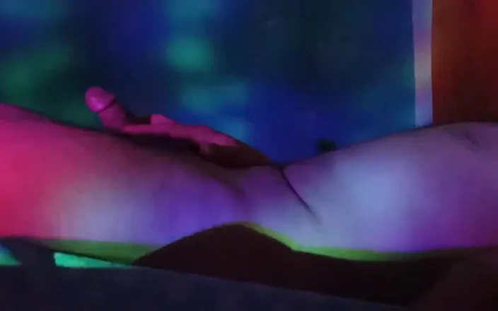 davidwolfmodel69: My soft masturbation