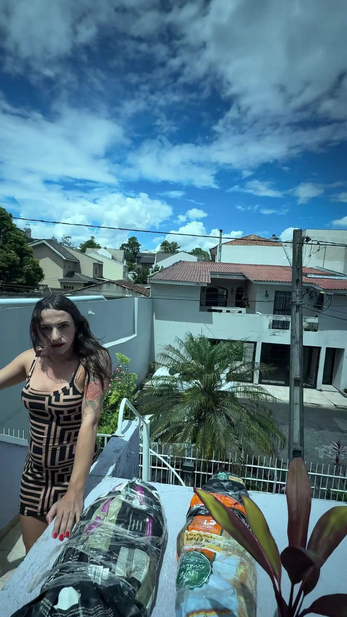 Rebeca Juicy: Trans Kız ve Erkek Fabrikada Karışıyor