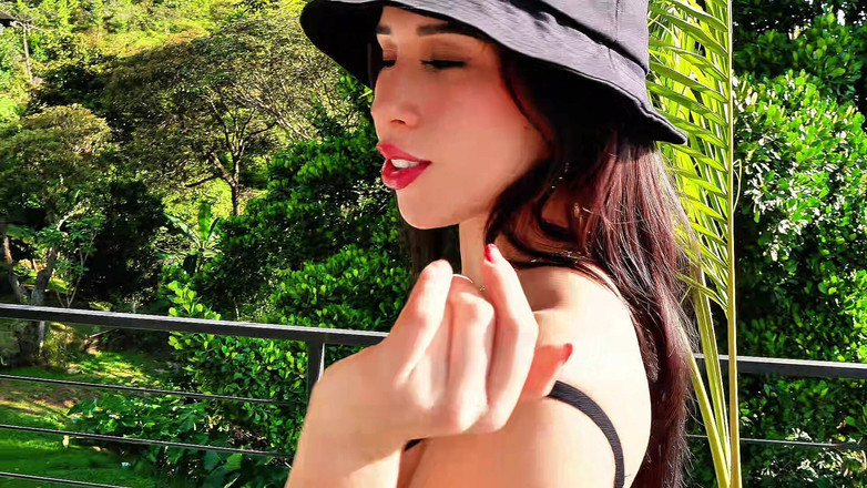 Katty Blake: Глибокий відкритий анальний POV з членом мого друга