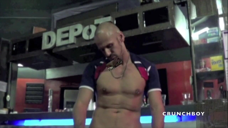 STRAIGHT BOY CURIOUS: Sexy giovane ragazzo etero scopato da papà