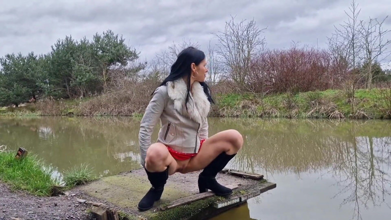 Nicky Brill: Outdoors Pissing and Gaping Compilation Nicky Brill