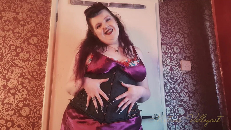 Mxtress Valleycat: Menyederhanakan hari hidupmu