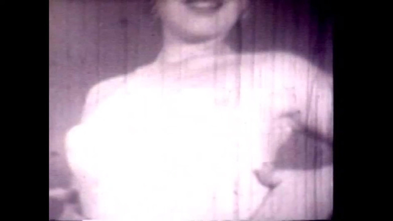 The Unforgettable: Tubuhnya yang tak terpuaskan dan rakus