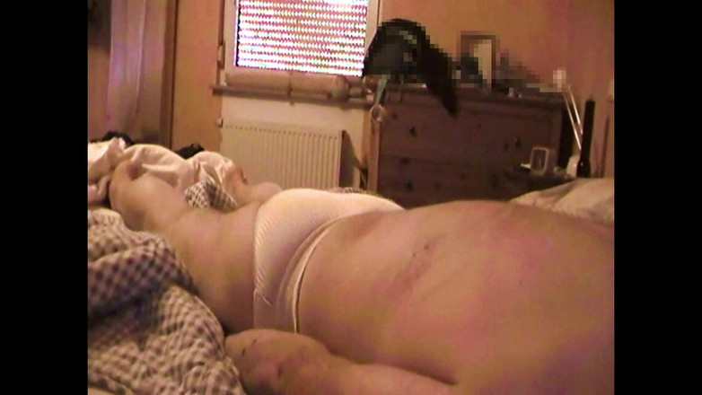 Mark Hannes: Hrb v bílých kalhotkách Od tchyně