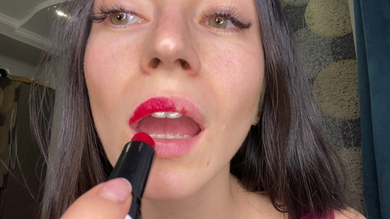 Princess Monica: Viso, bocca, labbra gigantessa fetish