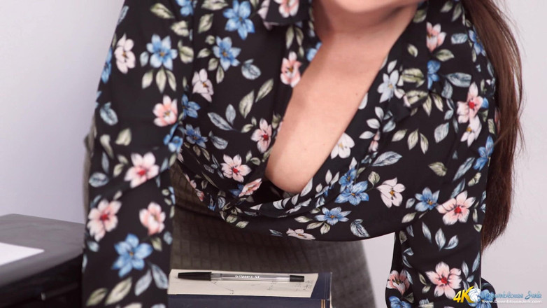 DownblouseJerk: Sophia smith - bantu aku - joi