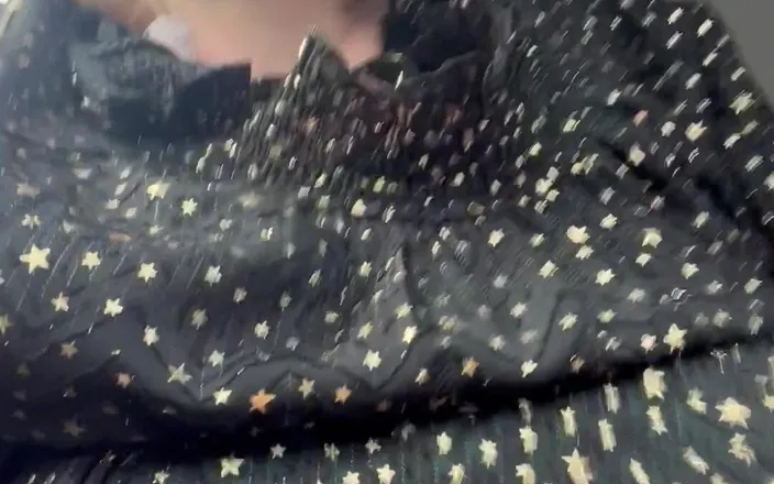 MistressWriggler: Getting Topless in the Passenger Seat Cos It Was Freezing...