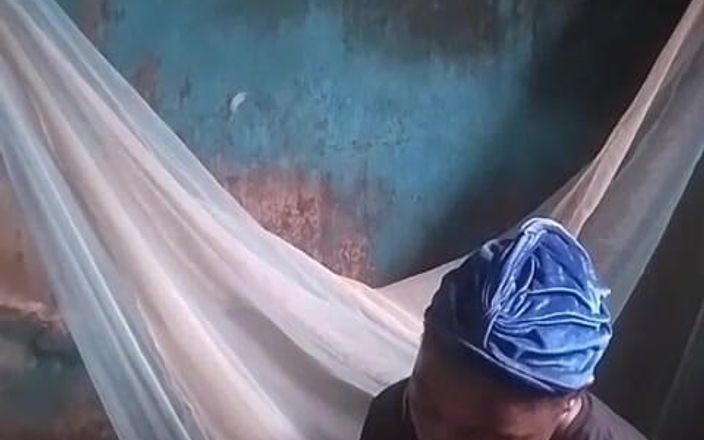 Oladi plenty tv: Je profite d’une chatte étroite dans ma chambre