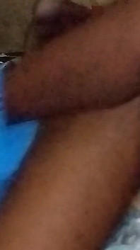 Zachycen na kameře při šukání mé nahé nevlastní sestry