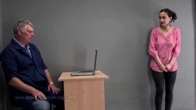 Spanking Server: Yasmeena ama il tormento della frusta sul suo culo