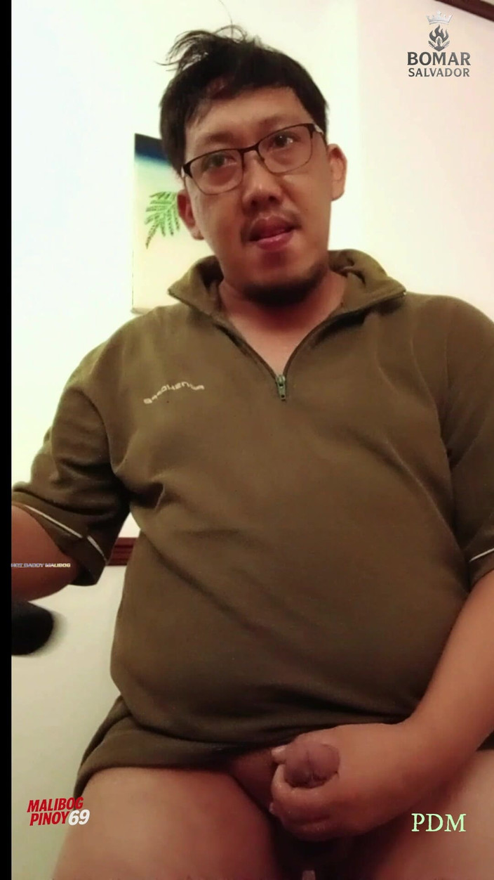 pinoy malibog: Пухлый папочка берет контроль