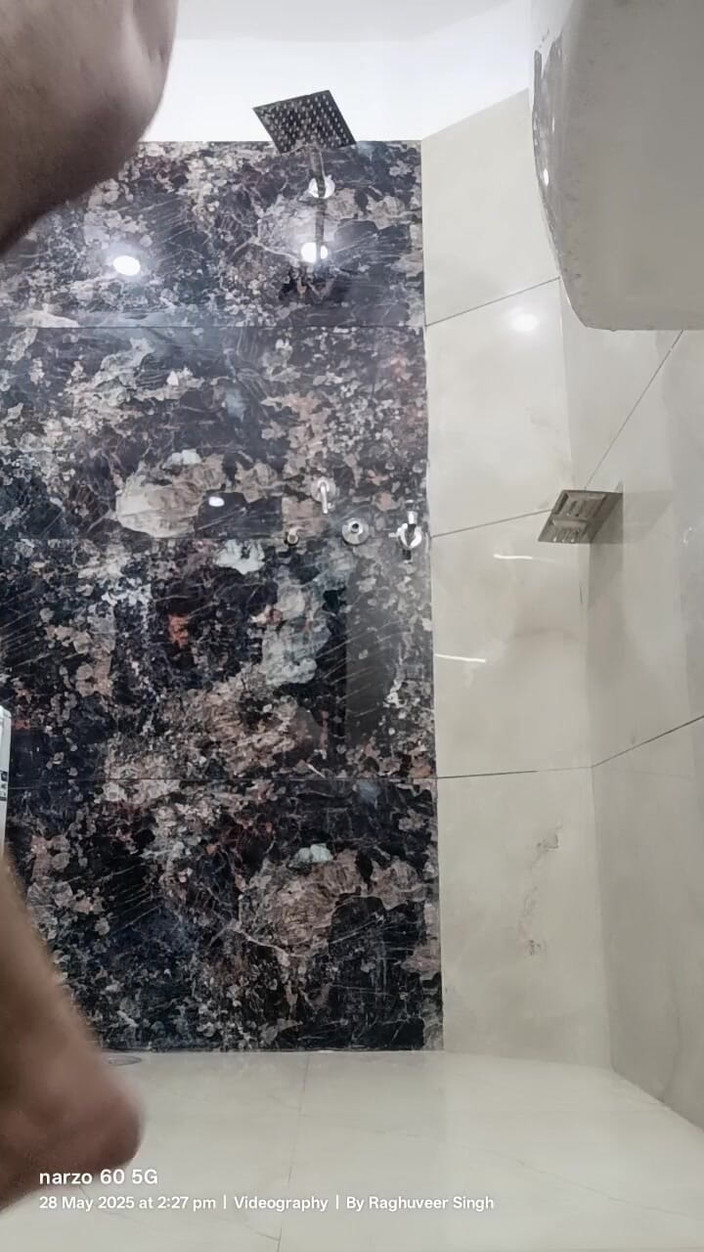 Rajasthani-old-lover: Indische vader masterbatie op een openbare plaats