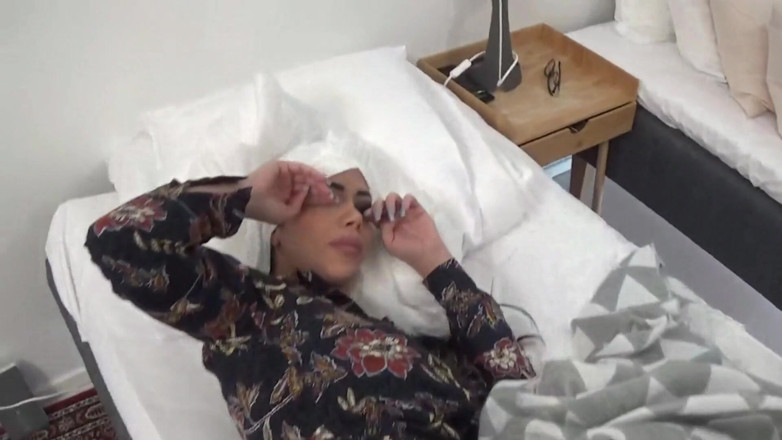 Amateur Homemade Porn: Jebanie mojej napalonej arabskiej macochy, gdy tata jest na zewnątrz