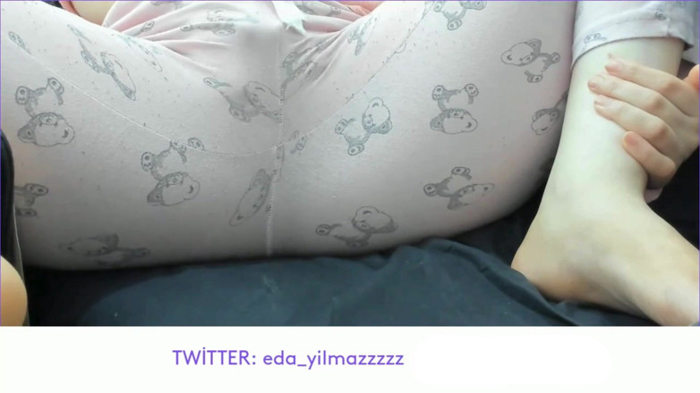 bigass_sexy_bigboobs: Pajama Masturbate- Rubbing Pussy with Pajama