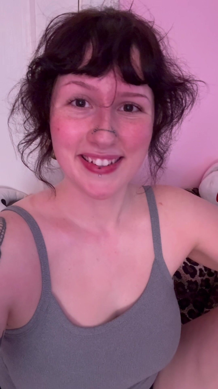 Sage Sinclaire: Huge Back to Back Burps, Eating Ice Cream