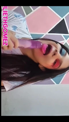 Porno herečka Yulieth Gmez masturbuje s fanouškem