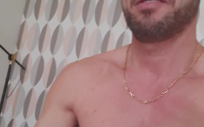 Boy jerking off: Boy jerking off
