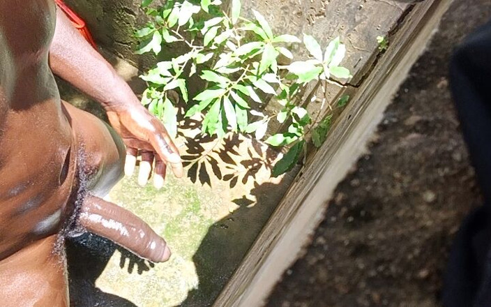 Hongi: Hot Sunny Day Dick Massage Gone Wild