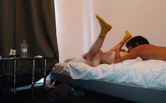 LeoTeenLatinos: Pelajar Austria Mencuba Seks Gay Buat Kali Pertama