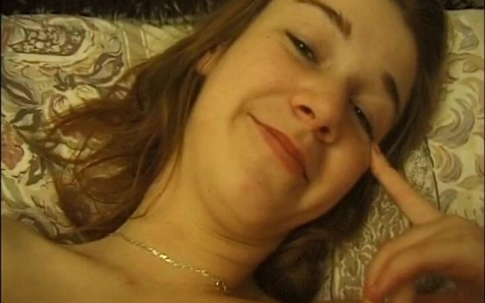 Old and young sex: Перший порнокастинг Домініки – брюнетка тінка, яка хоче трахатися