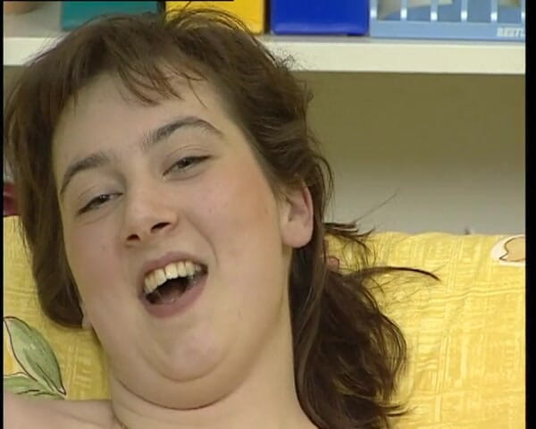 YOUR FIRST PORN: Meine Titten Sind Echt Und Orgasmus Auch - Jasmin Moje prsa...