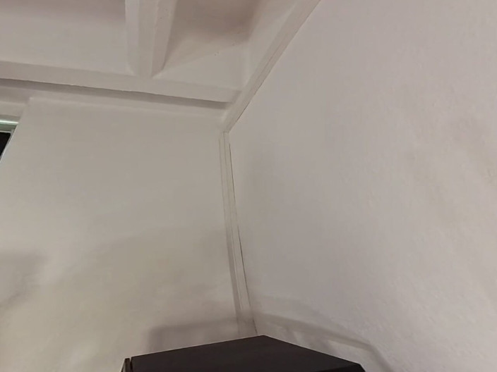 Sissy Adventures VR: Twoja osobista maminsynek pokojówka Chantal - część 1