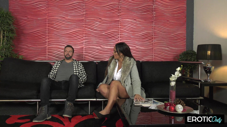 ONLYFREAKSX: His Cock Disappears Between Her Hot Monster Tits