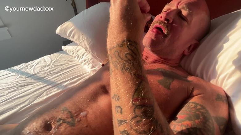 YourNewDadXXX: Sesja pociągu Golden Hour