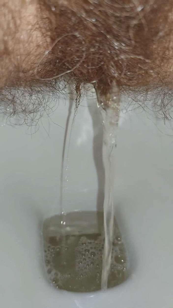 GinnaGg: Femme, Douche Dorée, Urine Poilue