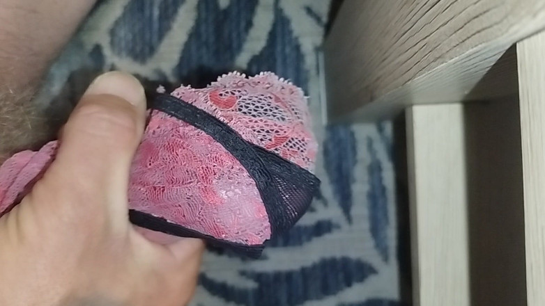 Dirty women's underwear fetish: Брудна білизна, яку я вкрала у сусіда