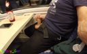 Funny boy Ger: V jedoucím vlaku jsem se pokusil o třetí výstřik dne....
