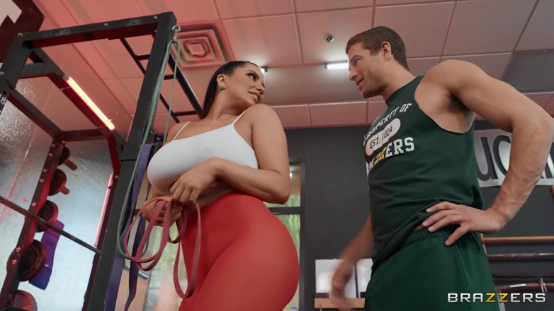 BRAZZERS: Brazzers - is hot sankalan men jim men sabse hot aur...