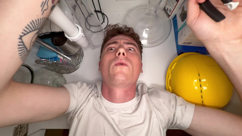 Leo Valentino: Betrügende vollbusige heiße blondine bekommt ihre muschi von klempner und...