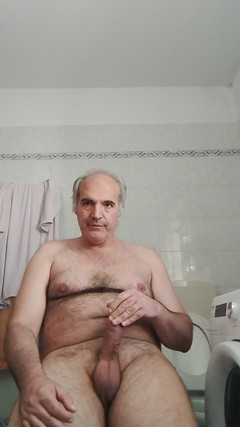 Setesesso7: Havzada çok fazla işeme ve uzun bir handjob ve kirli dil