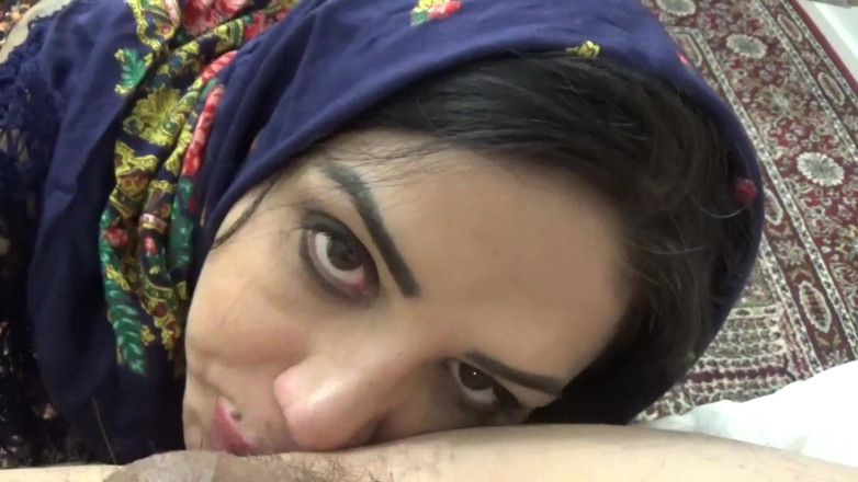 Amateur Homemade Porn: Sex with My Arab Stepmom She Is Very Horny and...