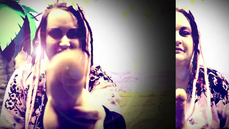Campsissyboi: Vykuři sissy a dildo hra s bohyní Lanou