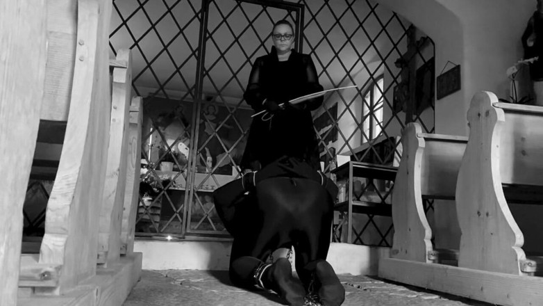 Mistress April: Dominatrix paní April - zpověď