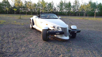 Watch4beauty: Plymouth Prowler ile oyna