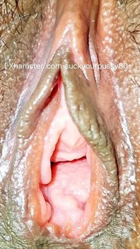 Bangladeshi Hindu Boudi - She Opened Her Hairy Pussy to Show the Inside for All