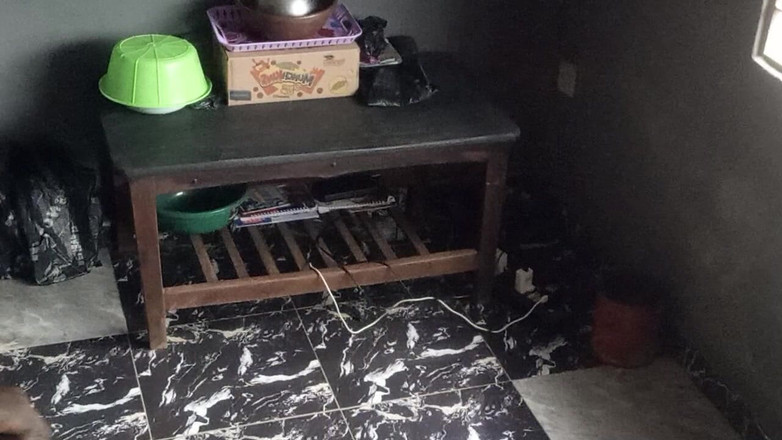 Moviesporn1: Bu erkek kardeş davetsiz kadını sertçe döl içinde sikiyor