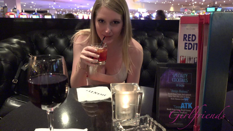 ATK Fans (Girlfriends): Vacanță virtuală în Las Vegas cu Summer Carter partea 1