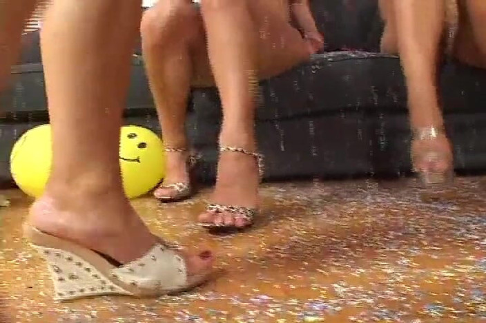 Adultwhisper: Pesta seks eropa ke-2 episode 1