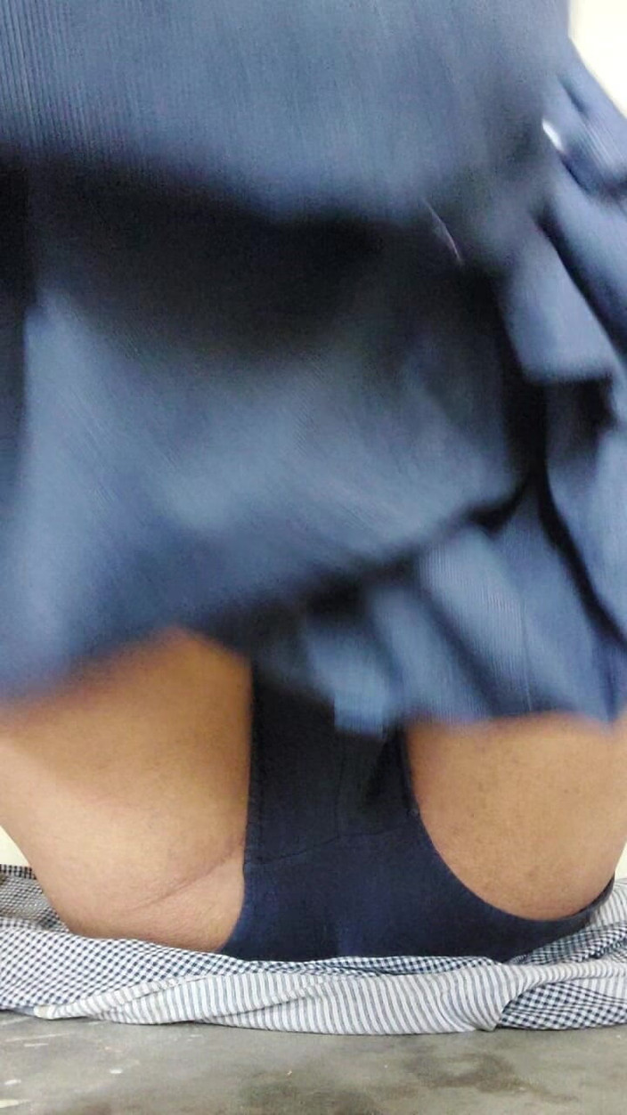 Bigcocka: Aku lagi asik nikmatin kontol besarku