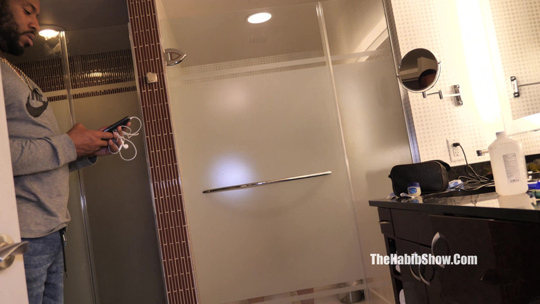 The Habib Show: Vid penuh kote hitam besar Jovan Jordan mengongkek MILF blonde...