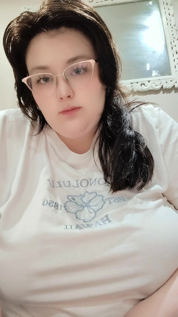 Aliceqii: 교훈을 가르치고 싶어하는 POV 육덕 교사