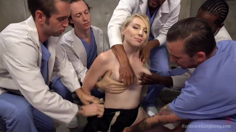 Hardcore Gangbang by Kink: Deliriously grup seks