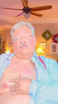 Il vecchio nonno grasso