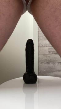 Ho Bisogno Di Un Dildo per Sborrare